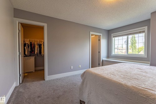522 174A Street Sw, Edmonton, AB - Indoor Photo Showing Bedroom