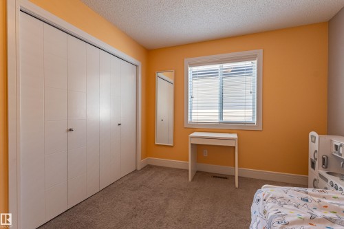 522 174A Street Sw, Edmonton, AB - Indoor Photo Showing Bedroom