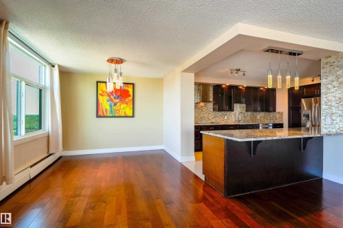 #1501 11710 100 Av Nw, Edmonton, AB - Indoor Photo Showing Kitchen