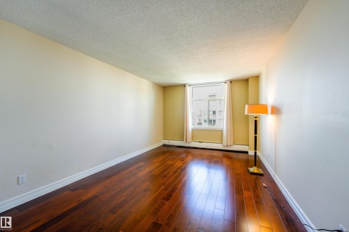 #1501 11710 100 Av Nw, Edmonton, AB - Indoor Photo Showing Other Room