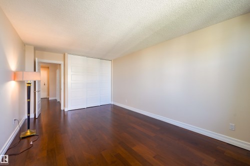 #1501 11710 100 Av Nw, Edmonton, AB - Indoor Photo Showing Other Room