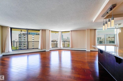 #1501 11710 100 Av Nw, Edmonton, AB - Indoor