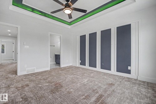 10333 157 Street Nw, Edmonton, AB - Indoor Photo Showing Other Room