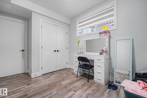10333 157 Street Nw, Edmonton, AB - Indoor