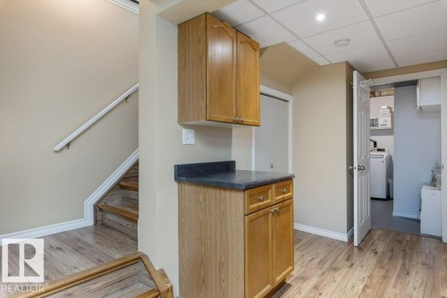 21247 91 Avenue Nw, Edmonton, AB - Indoor Photo Showing Other Room