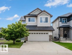 3843 AGAR Green SW  Edmonton, AB T6W 0W9