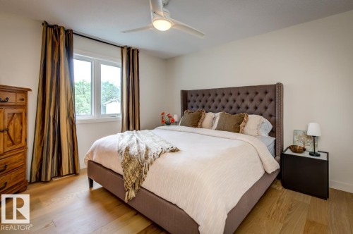 7539 188 Street Nw, Edmonton, AB - Indoor Photo Showing Bedroom