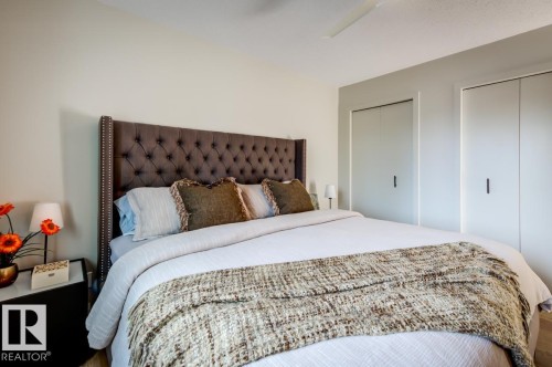 7539 188 Street Nw, Edmonton, AB - Indoor Photo Showing Bedroom