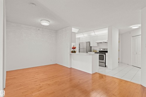 #307 911 Rabbit Hill Rd Nw, Edmonton, AB - Indoor