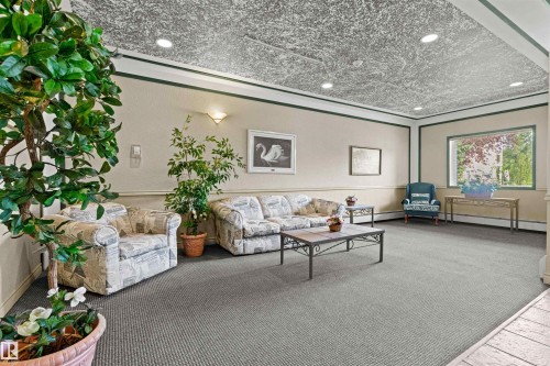 #307 911 Rabbit Hill Rd Nw, Edmonton, AB - Indoor