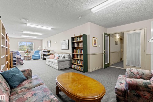 #307 911 Rabbit Hill Rd Nw, Edmonton, AB - Indoor