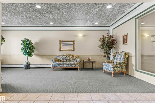 #307 911 Rabbit Hill Rd Nw, Edmonton, AB - Indoor Photo Showing Other Room