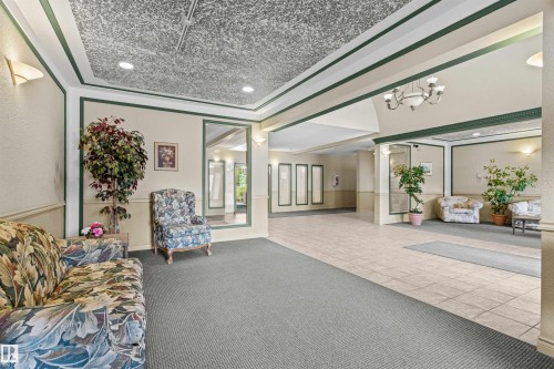 #307 911 Rabbit Hill Rd Nw, Edmonton, AB - Indoor Photo Showing Other Room