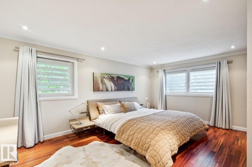 15304 Rio Terrace Drive Nw, Edmonton, AB - Indoor Photo Showing Bedroom