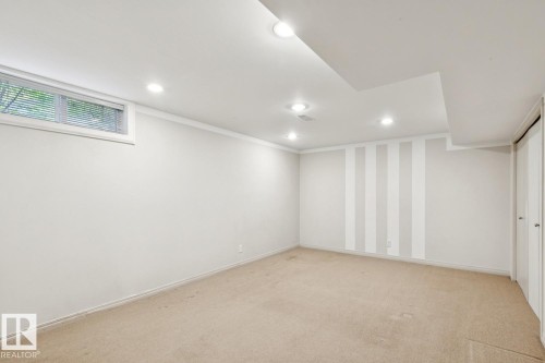 15304 Rio Terrace Drive Nw, Edmonton, AB - Indoor