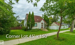 10524 113 Avenue NW  Edmonton, AB T5G 0J2
