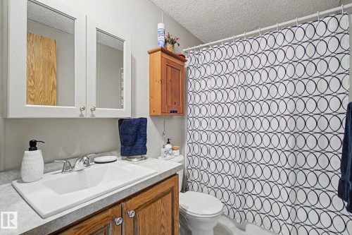 #179 3400 48 St, Stony Plain, AB - Indoor Photo Showing Bathroom