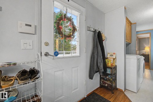 #179 3400 48 St, Stony Plain, AB - Indoor