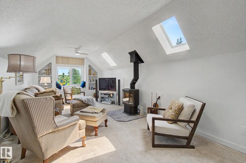 32 Fairway Drive, Spruce Grove, AB - Indoor