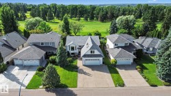 32 FAIRWAY Drive  Spruce Grove, AB T7X 3K3