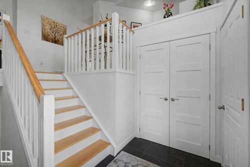 32 Fairway Drive, Spruce Grove, AB - Indoor Photo Showing Other Room