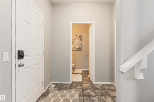 1235 Ormsby Lane Nw, Edmonton, AB - Indoor Photo Showing Other Room