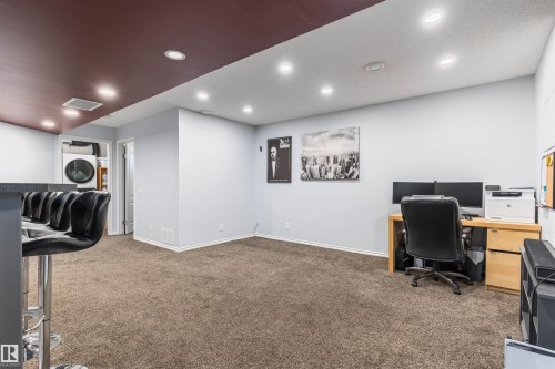 1235 Ormsby Lane Nw, Edmonton, AB - Indoor