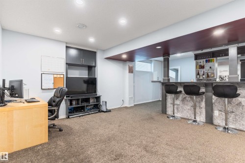 1235 Ormsby Lane Nw, Edmonton, AB - Indoor Photo Showing Office