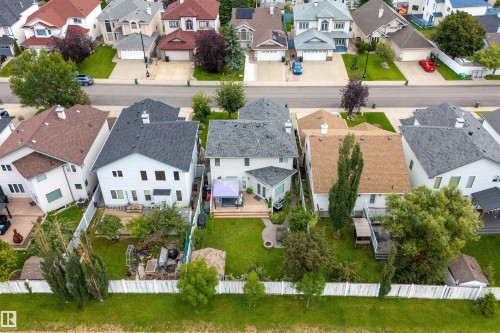 1235 Ormsby Lane Nw, Edmonton, AB - Outdoor