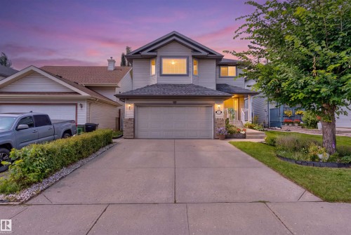 1235 Ormsby Lane Nw, Edmonton, AB - Outdoor With Facade