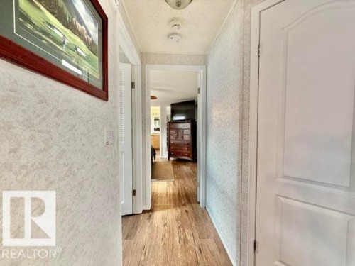 4814 48 Avenue, Wetaskiwin, AB - Indoor Photo Showing Other Room