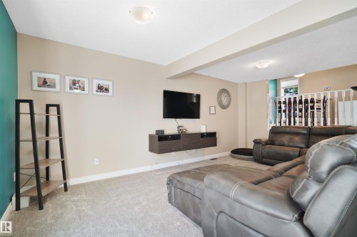 #46 3311 58 St Nw, Edmonton, AB - Indoor Photo Showing Other Room