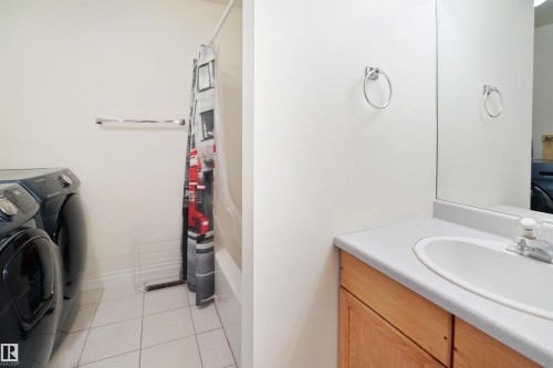 #46 3311 58 St Nw, Edmonton, AB - Indoor Photo Showing Laundry Room
