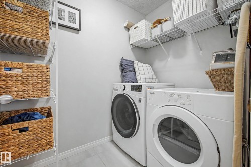 2083 Chalmers Way Sw, Edmonton, AB - Indoor Photo Showing Laundry Room