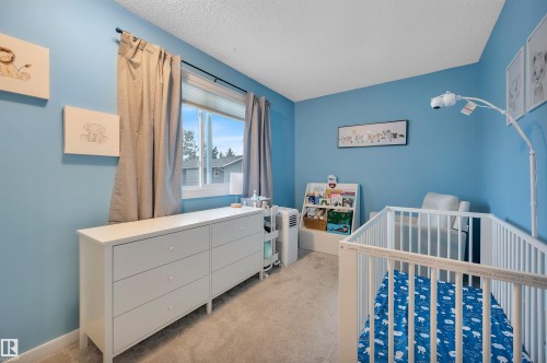 #35 4403 Riverbend Rd Nw, Edmonton, AB - Indoor Photo Showing Bedroom