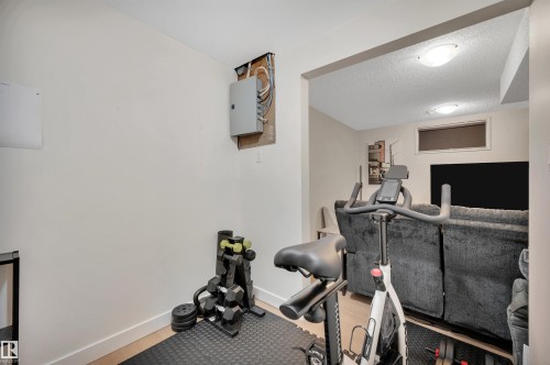 #35 4403 Riverbend Rd Nw, Edmonton, AB - Indoor