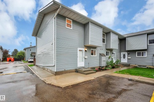 #35 4403 Riverbend Rd Nw, Edmonton, AB - Outdoor