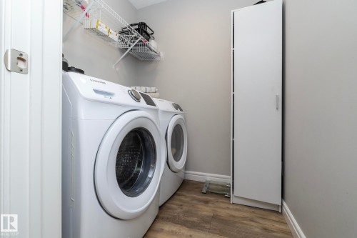 803 Secord Boulevard Nw, Edmonton, AB - Indoor Photo Showing Laundry Room