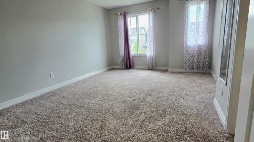 803 Secord Boulevard Nw, Edmonton, AB - Indoor Photo Showing Other Room
