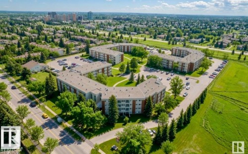 #31 11255 31 Av Nw, Edmonton, AB - Outdoor With View