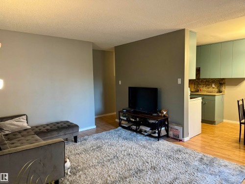 #31 11255 31 Av Nw, Edmonton, AB - Indoor Photo Showing Other Room