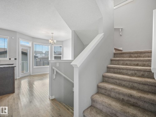 17629 60A Street Nw, Edmonton, AB - Indoor Photo Showing Other Room