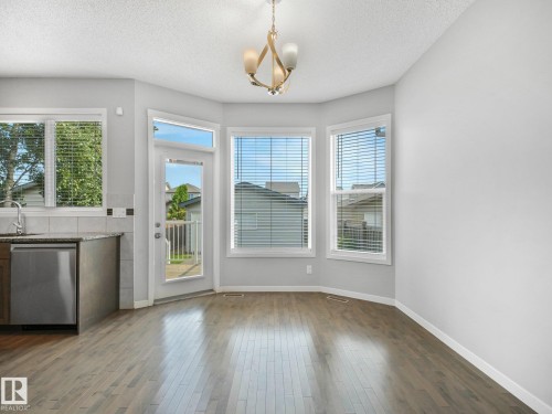 17629 60A Street Nw, Edmonton, AB - Indoor Photo Showing Other Room