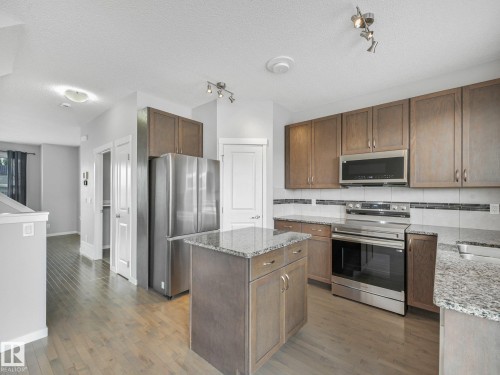 17629 60A Street Nw, Edmonton, AB - Indoor Photo Showing Kitchen With Stainless Steel Kitchen