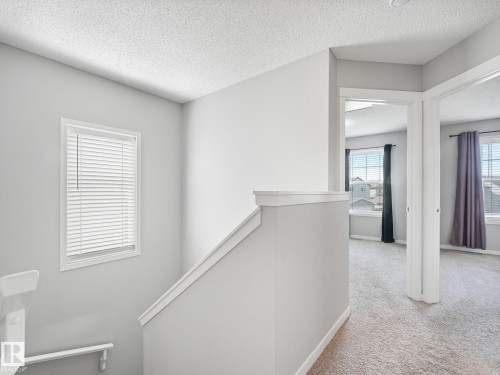 17629 60A Street Nw, Edmonton, AB - Indoor Photo Showing Other Room