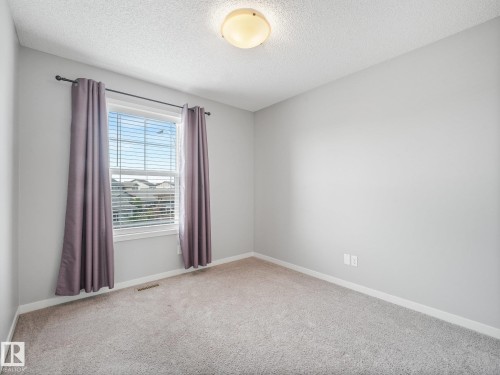 17629 60A Street Nw, Edmonton, AB - Indoor Photo Showing Other Room