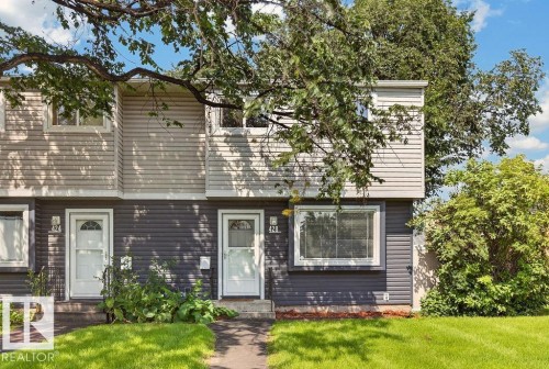 428 Hermitage Road Nw, Edmonton, AB - Outdoor