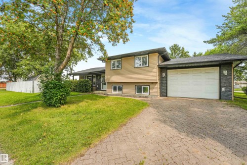 141 Camelot Avenue, Leduc, AB - Outdoor
