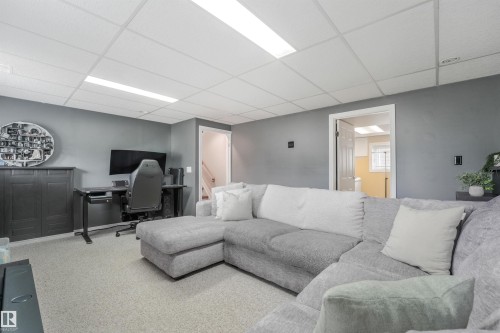 141 Camelot Avenue, Leduc, AB - Indoor