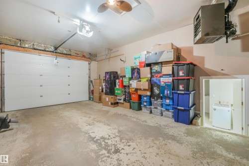 141 Camelot Avenue, Leduc, AB - Indoor Photo Showing Garage